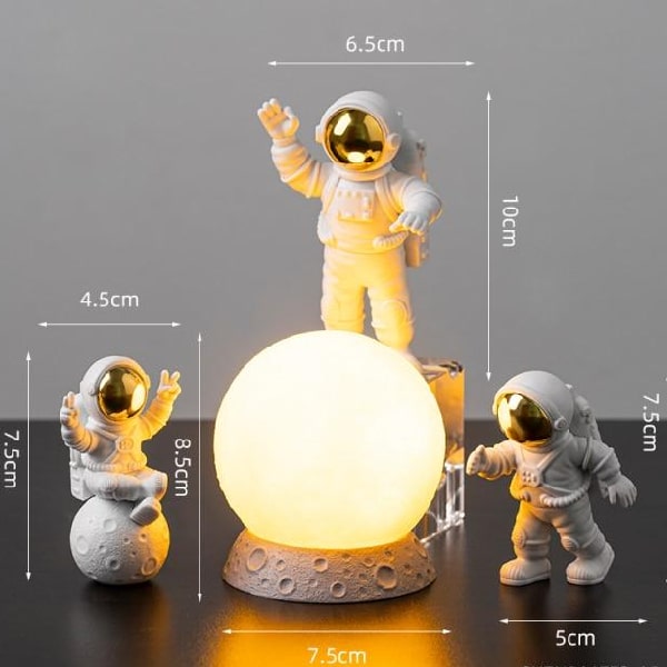 figurine-astronaute-or